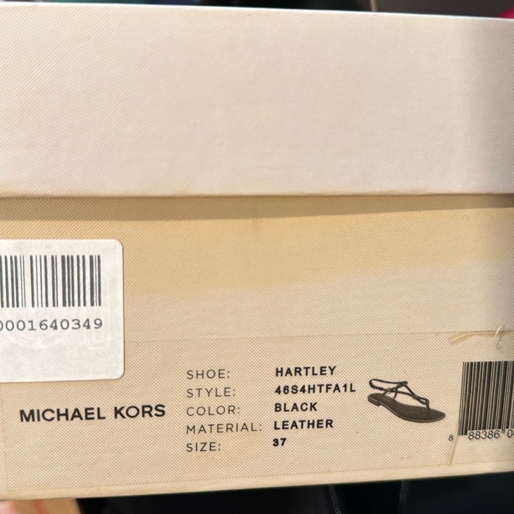 NEW Michael Kors Collection Braided Leather Black Gold Thong Sandals Sz 7 NIB - Picture 5 of 5